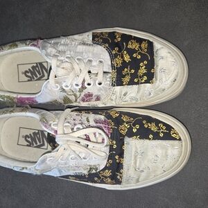 Vans Cream and Black Patterned Sneakers